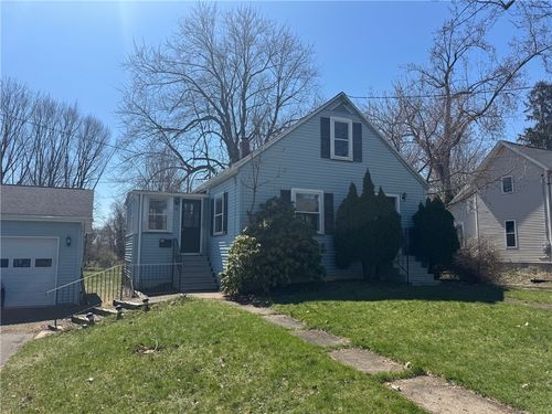 70 Summit St, Fairport, NY, 14450-2512 | Card Image