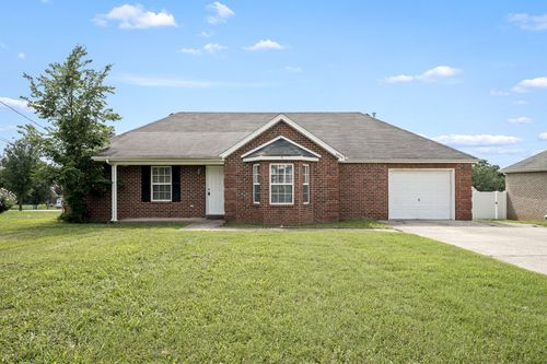 9002 Macbeth Dr, Smyrna, TN, 37167-8006 | Card Image