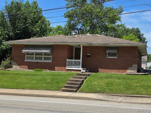 618 Poplar Street, Highland, IL, 62249 | Card Image