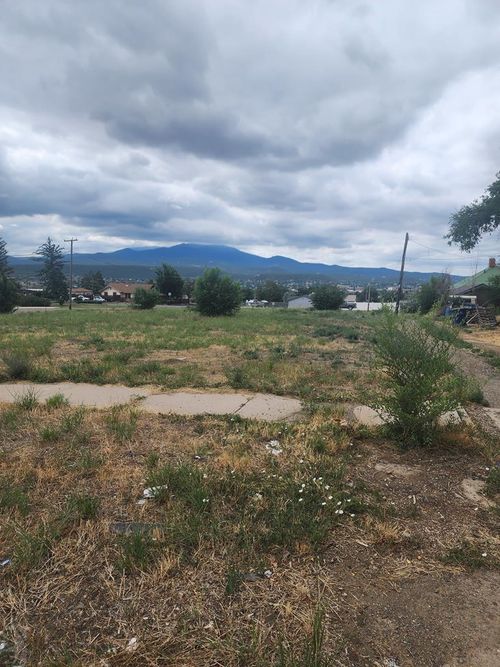 322 E North Ave, Trinidad, CO, 81082-1620 | Card Image