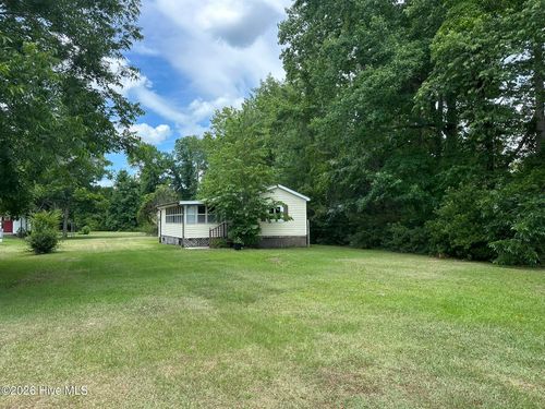 1145 S Parker Rd, Holly Ridge, NC, 28445-7647 | Card Image