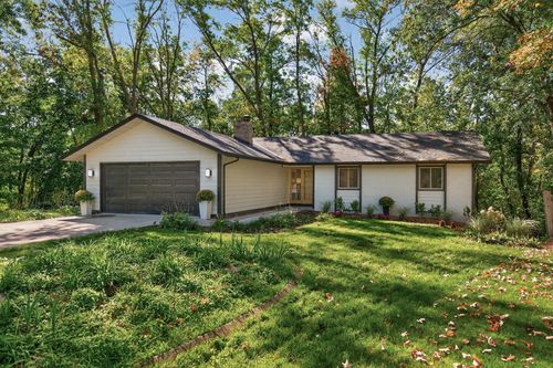 3225 Wellington Ln N, Plymouth, MN, 55441-3009 | Card Image