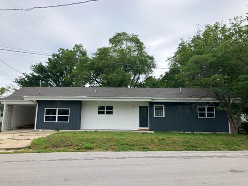 509 E Freeman St, Bolivar, MO, 65613-1762 | Card Image