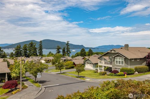 4903 Portalis Way, Anacortes, WA, 98221-4011 | Card Image