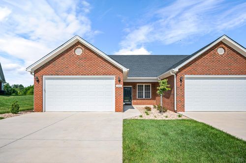 155 Villa Oak Cir, Bedford, VA, 24523-1149 | Card Image