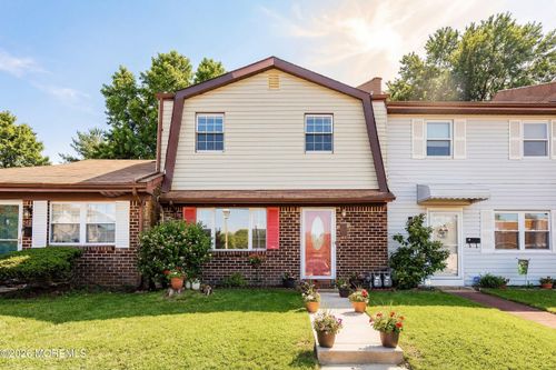 40 Greenwood Loop Rd, Brick, NJ, 08724-1253 | Card Image