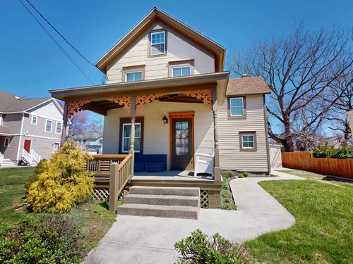 111 Leaming Ave, West Cape May, NJ, 08204-1233 | Card Image