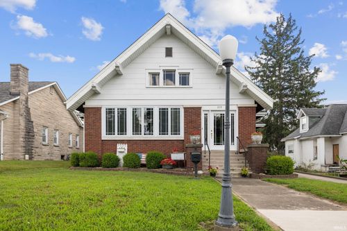 215 W Main St, Bloomfield, IN, 47424-1337 | Card Image