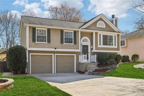 10475 Willow Meadow Cir, Alpharetta, GA, 30022-5709 | Card Image