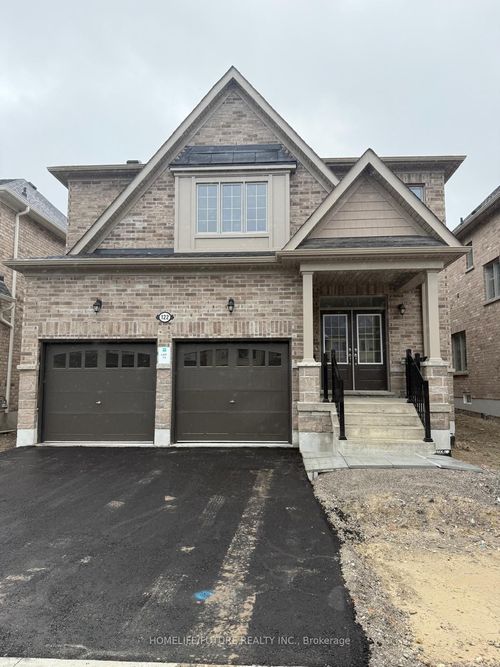 122 N Garden Blvd, Port Perry, ON, L9L0E1 | Card Image