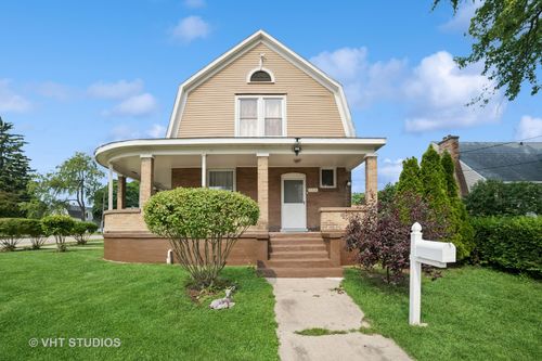 558 N Crystal St, ELGIN, IL, 60123-2858 | Card Image
