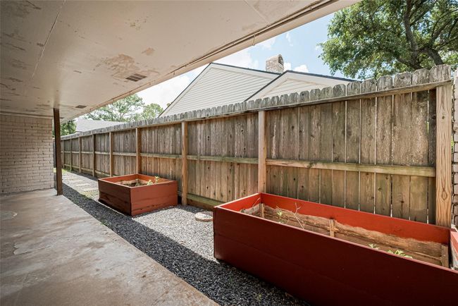 2814 Shadowdale Dr, House other with 3 bedrooms, 2 bathrooms and null parking in Houston TX | Image 39