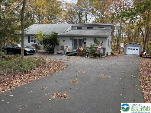 329 Kilmer Trl, Albrightsville, PA, 18210-2400 | Card Image