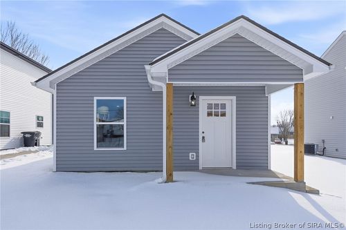 211 Guilford Rd, Charlestown, IN, 47111-2017 | Card Image