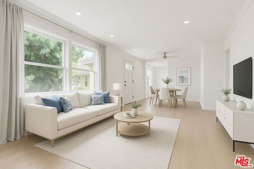 11345 Cashmere St, LOS ANGELES, CA, 90049-3425 | Card Image