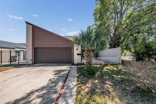 7300 Bellows Falls Ln, Hudson, FL, 34667-2201 | Card Image