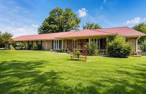 1022 Robin Rd, Terrell, TX, 75161-5347 | Card Image