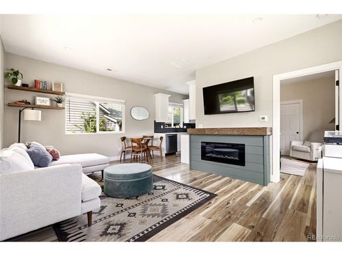 50 S Hooker St, Denver, CO, 80219-2040 | Card Image