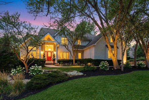 26266 W 110th Ter, Olathe, KS, 66061-8411 | Card Image