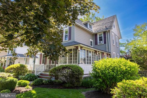 922 8th Ave, PROSPECT PARK, PA, 19076-2310 | Card Image
