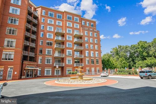 unit-608-4490 Market Commons Dr, FAIRFAX, VA, 22033-6051 | Card Image