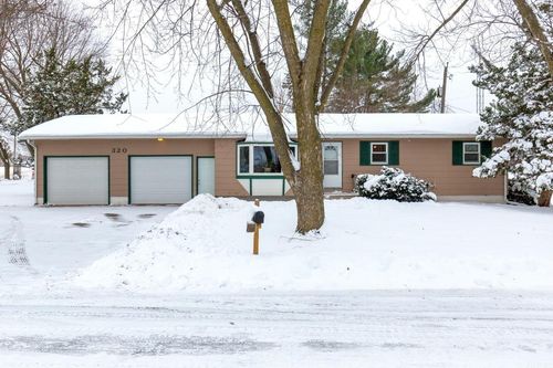 320 Valley Rd, Waterloo, IA, 50701-1728 | Card Image