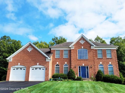 3251 Doral Ct, East Stroudsburg, PA, 18302-6659 | Card Image