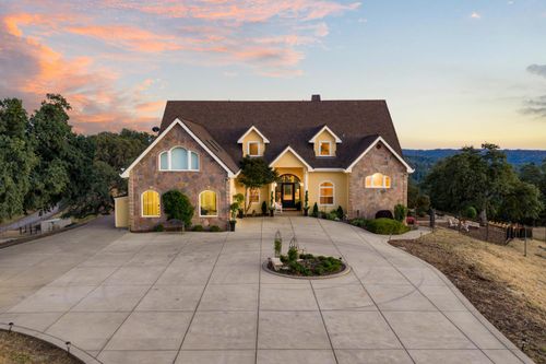 6881 Sagittarius Rd, Placerville, CA, 95667-8563 | Card Image