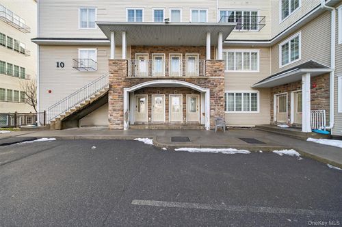 unit-401-10 Lemberg Ct, Monroe, NY, 10950-6586 | Card Image