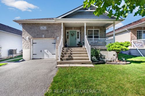 172 Amy Lynn Dr, Amherstview, ON, K7N2A2 | Card Image