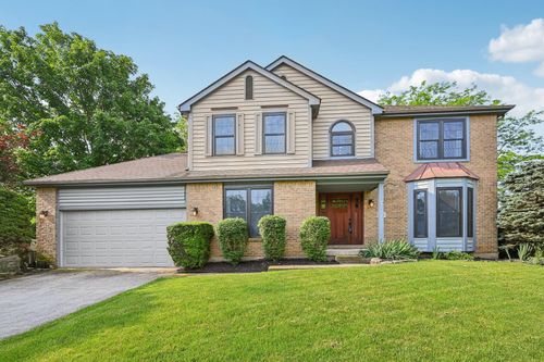 7591 Creekbend Dr, Pickerington, OH, 43147-8381 | Card Image