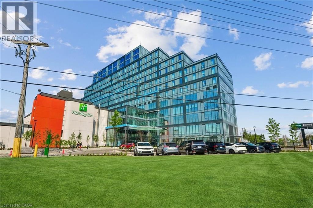 Commercial Sale in Etobicoke 2