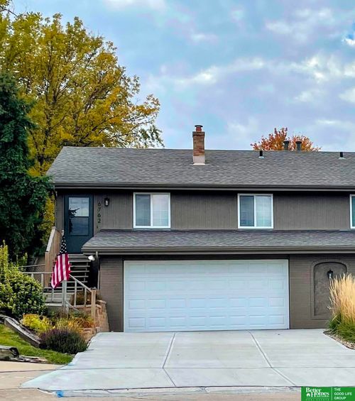 6762 S 73rd Street Circle, Omaha, NE, 68127 | Card Image