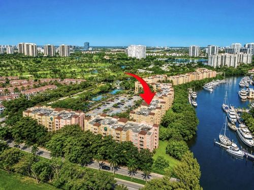 7102-19601 E Country Club Dr, Aventura, FL, 33180-4800 | Card Image