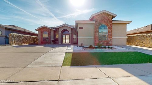 2088 Crystal Ridge St, El Paso, TX, 79938-7752 | Card Image