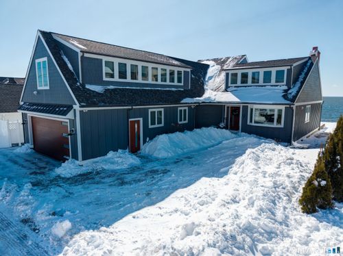 9 Loop Rd, Clinton, CT, 06413-2324 | Card Image