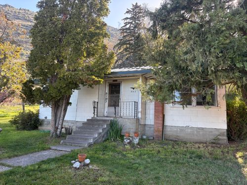 9143 Shady Pine Rd, Klamath Falls, OR, 97601-9357 | Card Image
