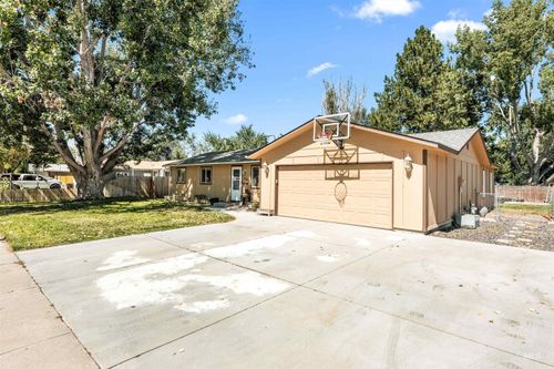 2408 Wildflower Dr, Nampa, ID, 83686-7127 | Card Image