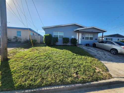 1133 W 28th St, Riviera Beach, FL, 33404-4126 | Card Image