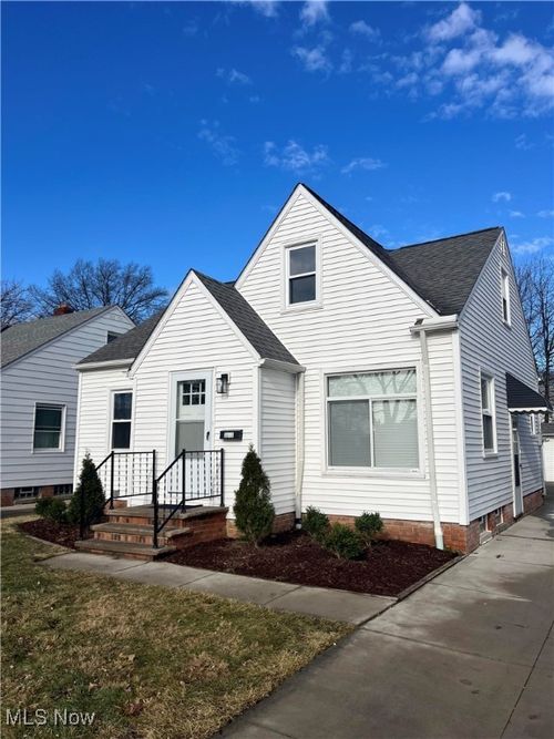 5212 Wood Ave, Parma, OH, 44134-2364 | Card Image