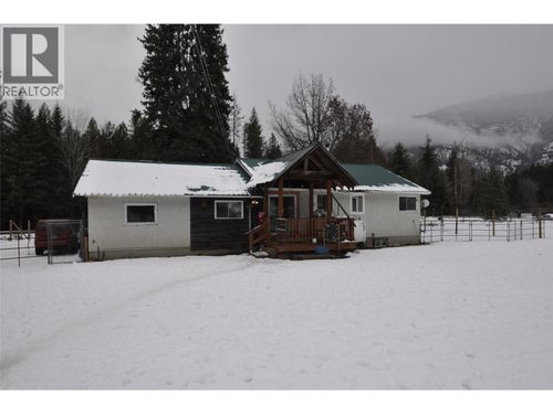 4085 Passmore Upper Rd, Winlaw, BC, V0G2J0 | Card Image