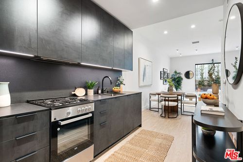 130-3667 Keystone Ave, Los Angeles, CA, 90034-5608 | Card Image