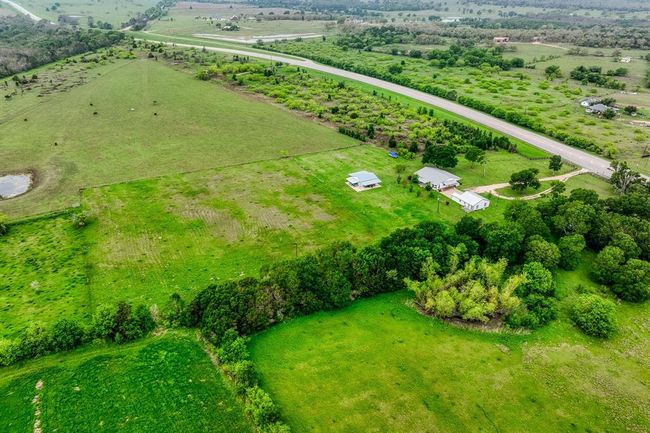2799 Highway 21 E, House other with 3 bedrooms, 2 bathrooms and null parking in Paige TX | Image 38