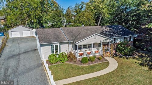 12 School Ln, ALLOWAY, NJ, 08001-4002 | Card Image