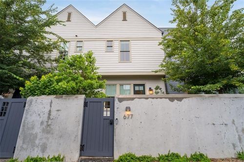 677 Exchange St Se, Atlanta, GA, 30315-1217 | Card Image