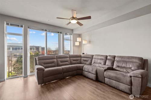 305-15100 6th Ave Sw, Burien, WA, 98166-1928 | Card Image