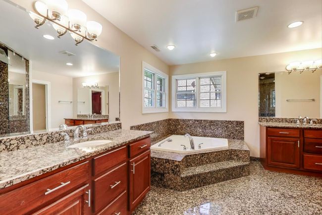 430 Walnut St, House other with 4 bedrooms, 5 bathrooms and 3 parking in Itasca IL | Image 39