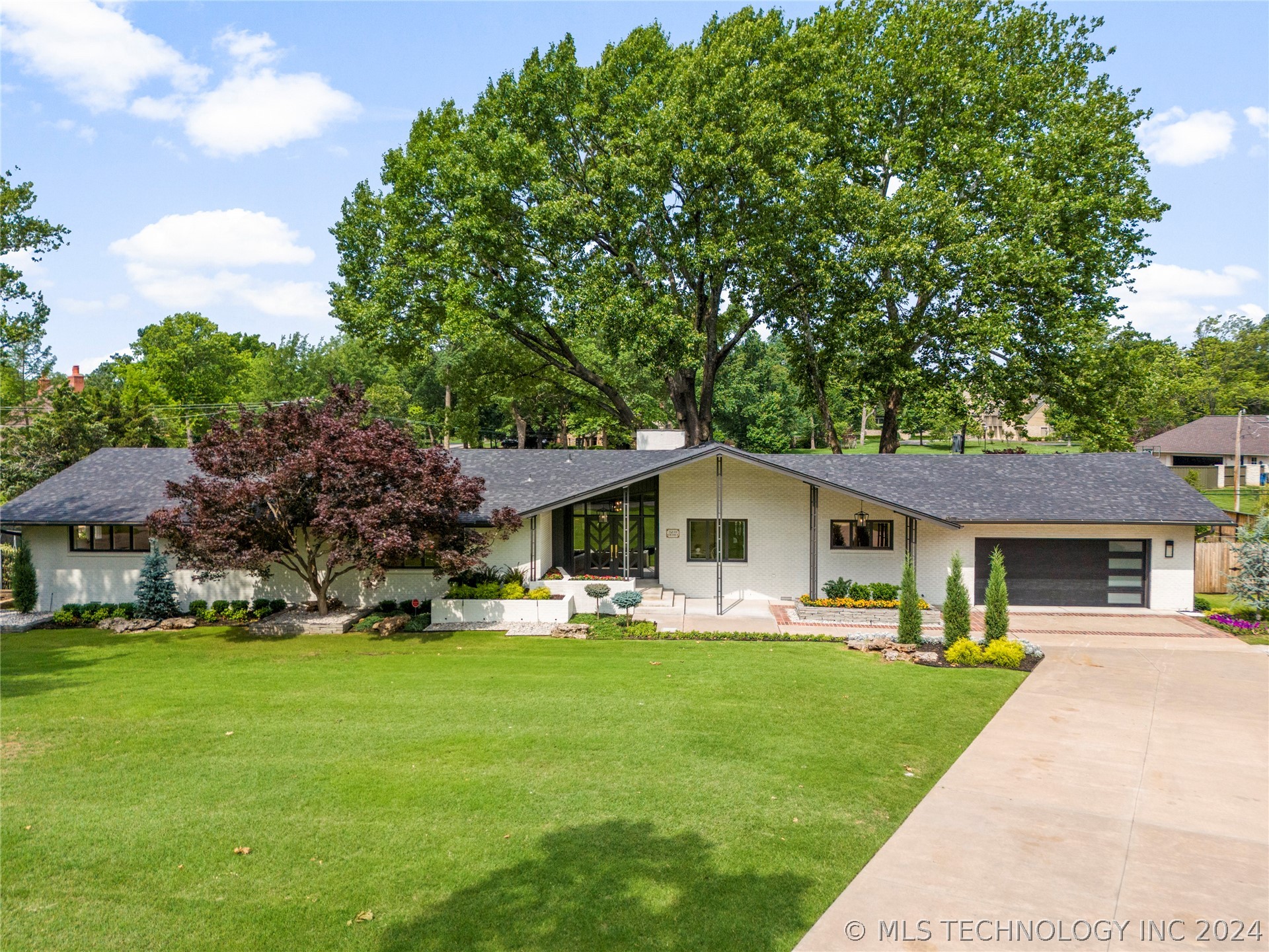 Delaware Pl, Tulsa, OK 74105