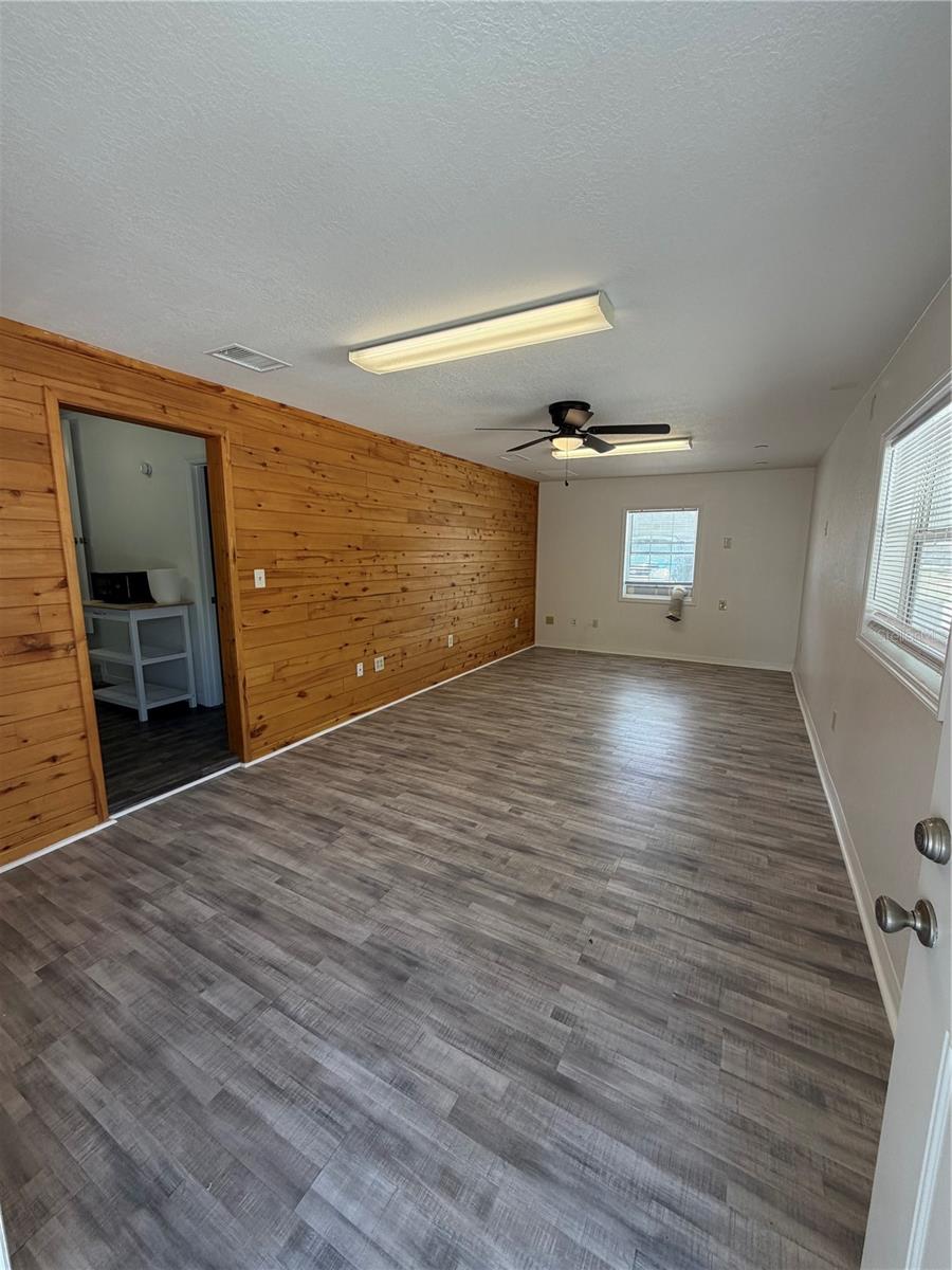 Residential Lease in FRUITLAND PARK 3