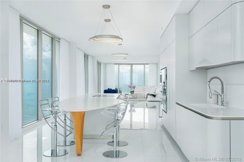 1905-16901 Collins Ave, Sunny Isles Beach, FL, 33160 | Card Image